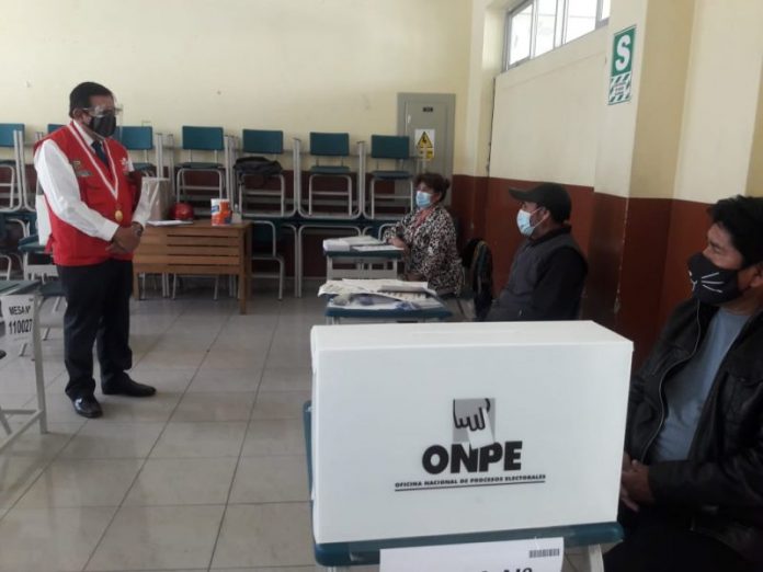 Foto 1presidente del JNE acompaña elecciones internas